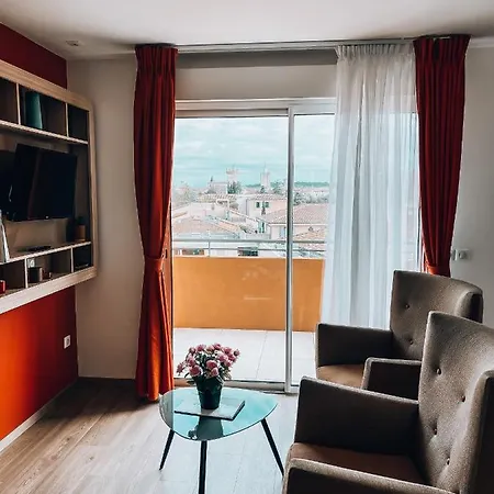 Zenao Uzès Appartement